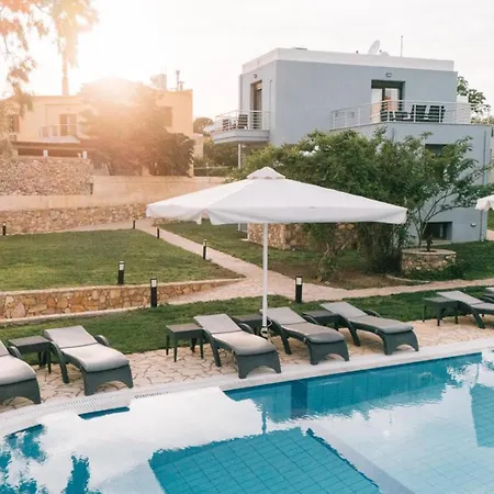 Blue Waves Luxury Suites By The Sea Plomari Exterior photo